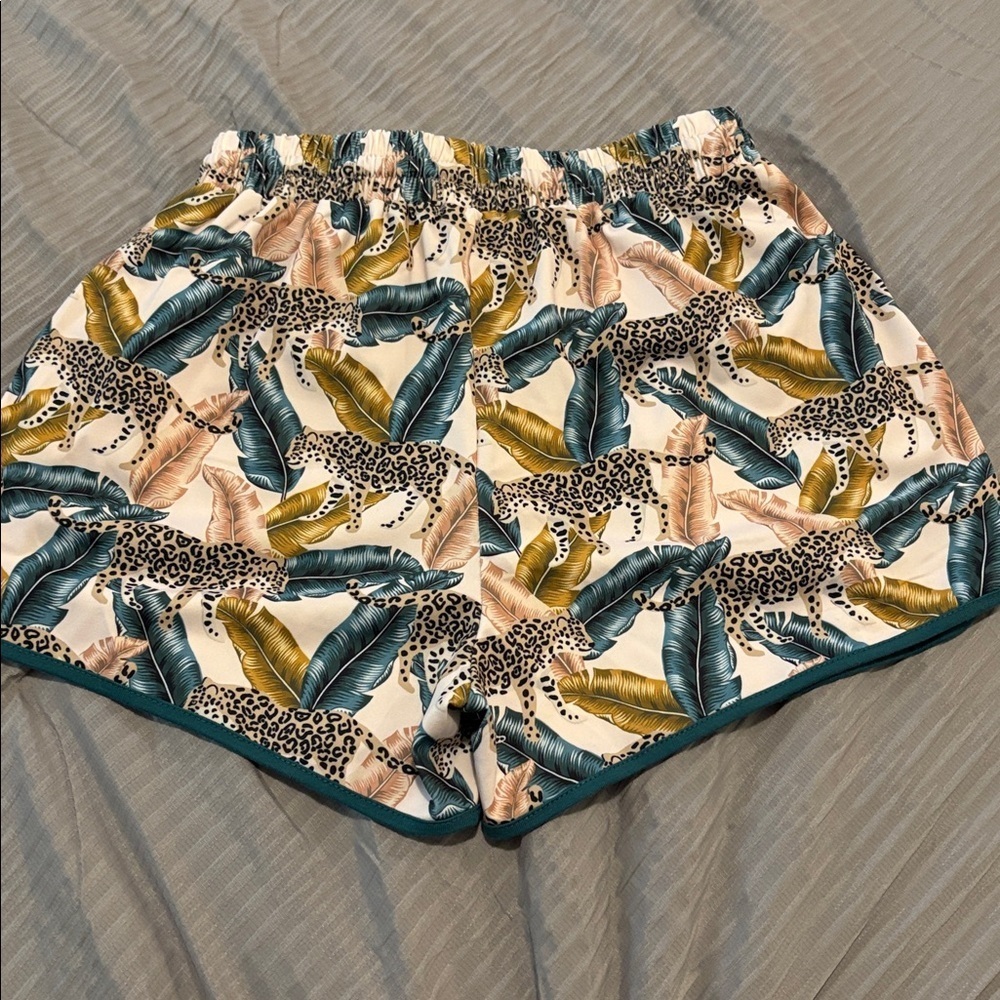 JESS LEA eye of the tiger shorts size small comfy loungewear animal novelty - Picture 6 of 8